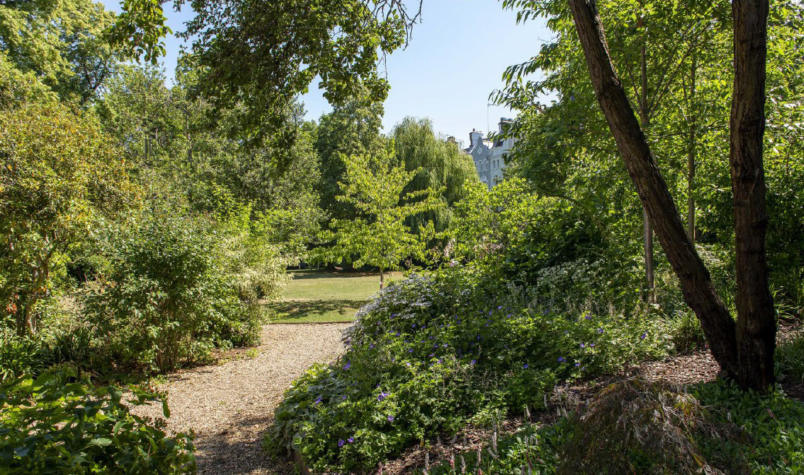 Elgin Crescent - view from square.jpg
